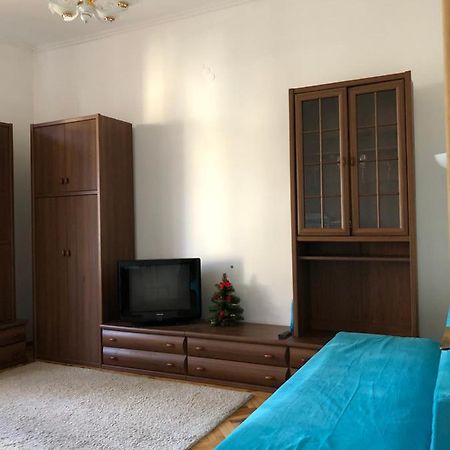 Apartment Karpintsa Lviv Eksteriør bilde